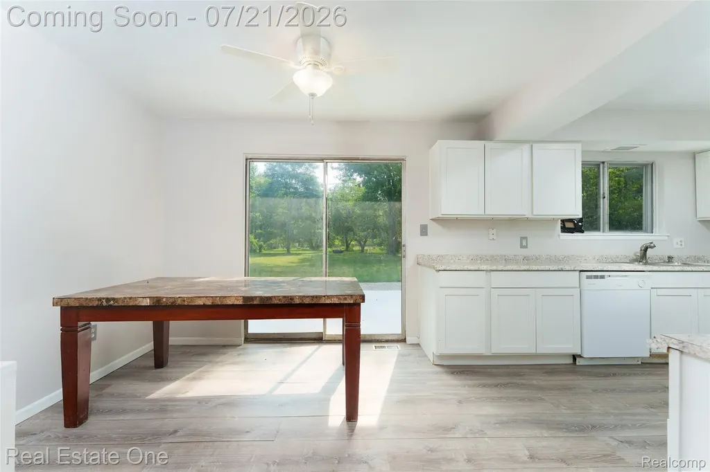 4069 Village Square Brighton Township MI 48114