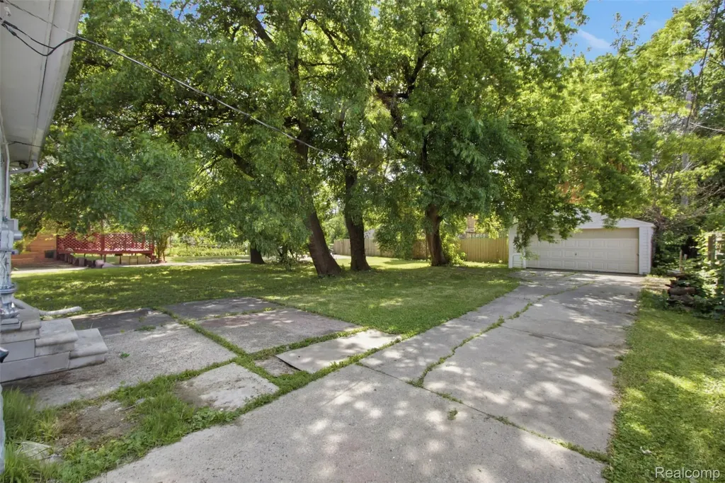 12580 Promenade Street Detroit City MI 48213