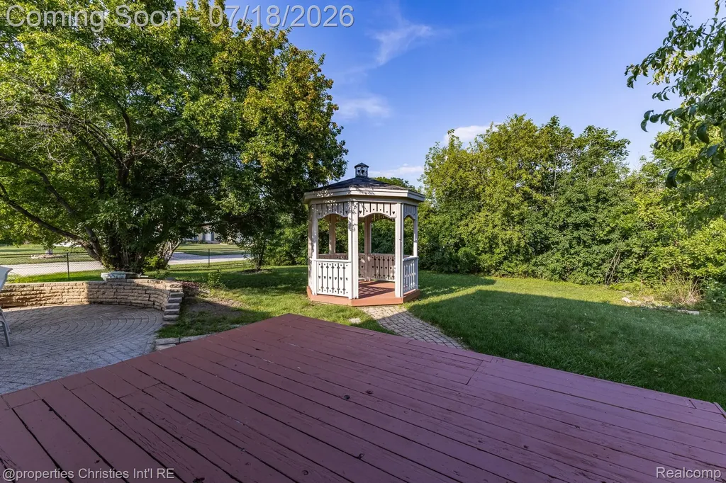 45568 Margate Drive Macomb Township MI 48044