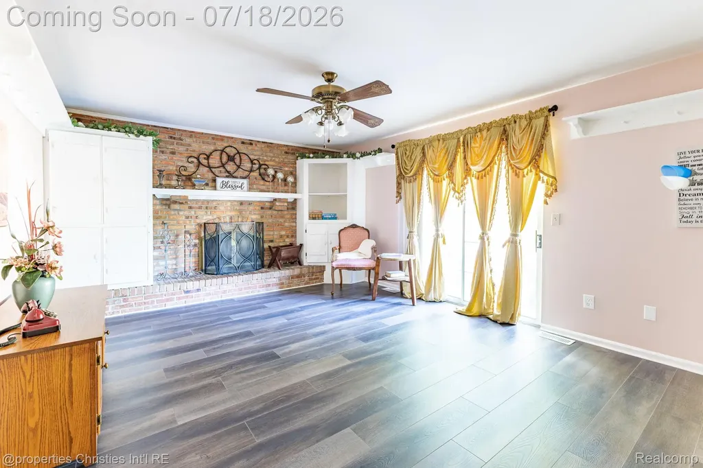 45568 Margate Drive Macomb Township MI 48044