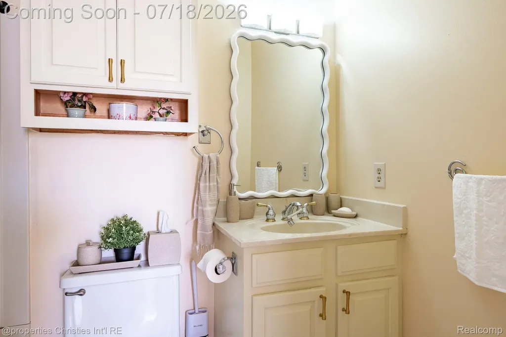 45568 Margate Drive Macomb Township MI 48044