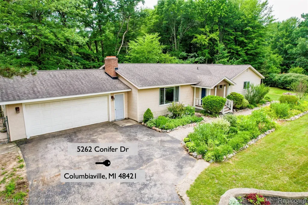 5262 Conifer Drive Oregon Township MI 48421