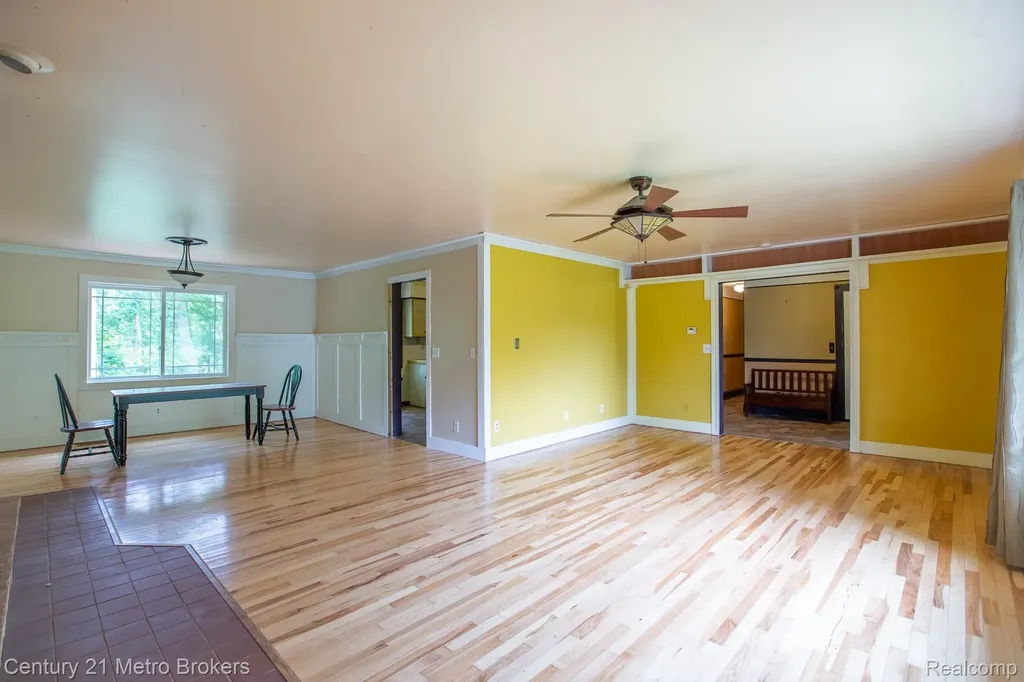 5262 Conifer Drive Oregon Township MI 48421