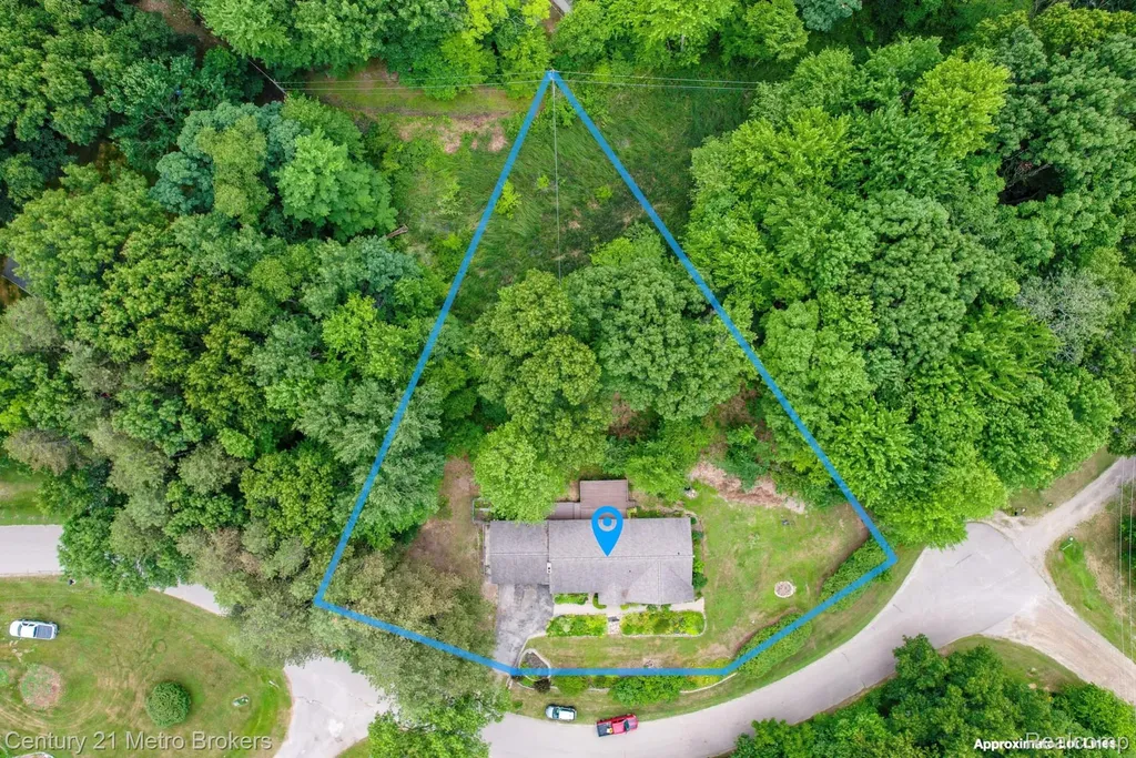 5262 Conifer Drive Oregon Township MI 48421