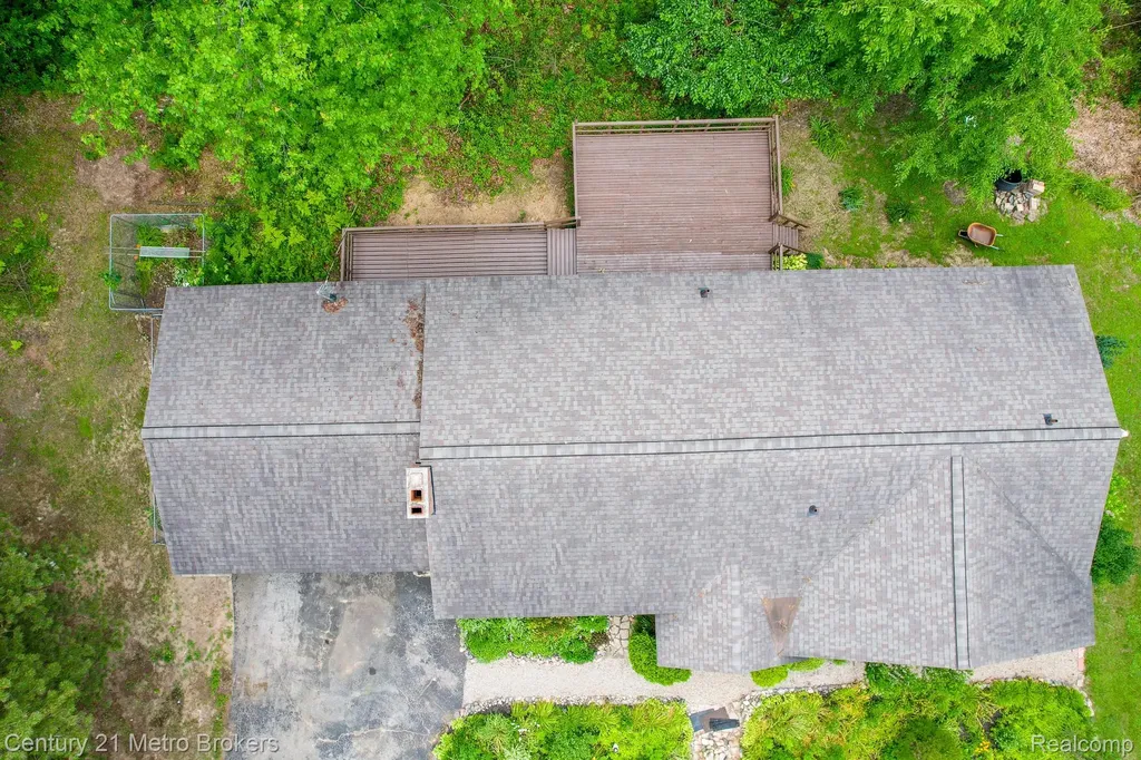 5262 Conifer Drive Oregon Township MI 48421