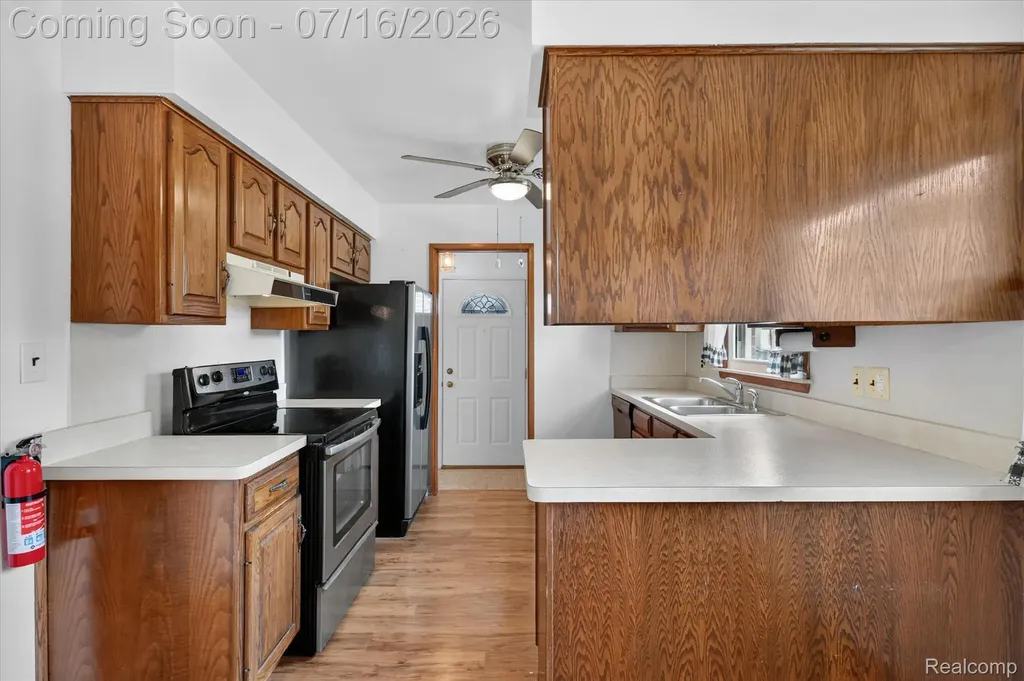 4708 16th Street Wyandotte City MI 48192
