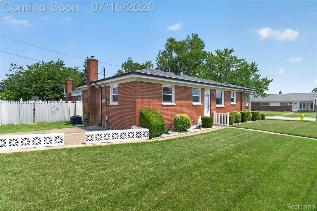 4708 16th Street Wyandotte City MI 48192
