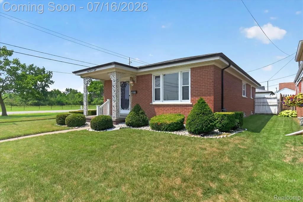 4708 16th Street Wyandotte City MI 48192