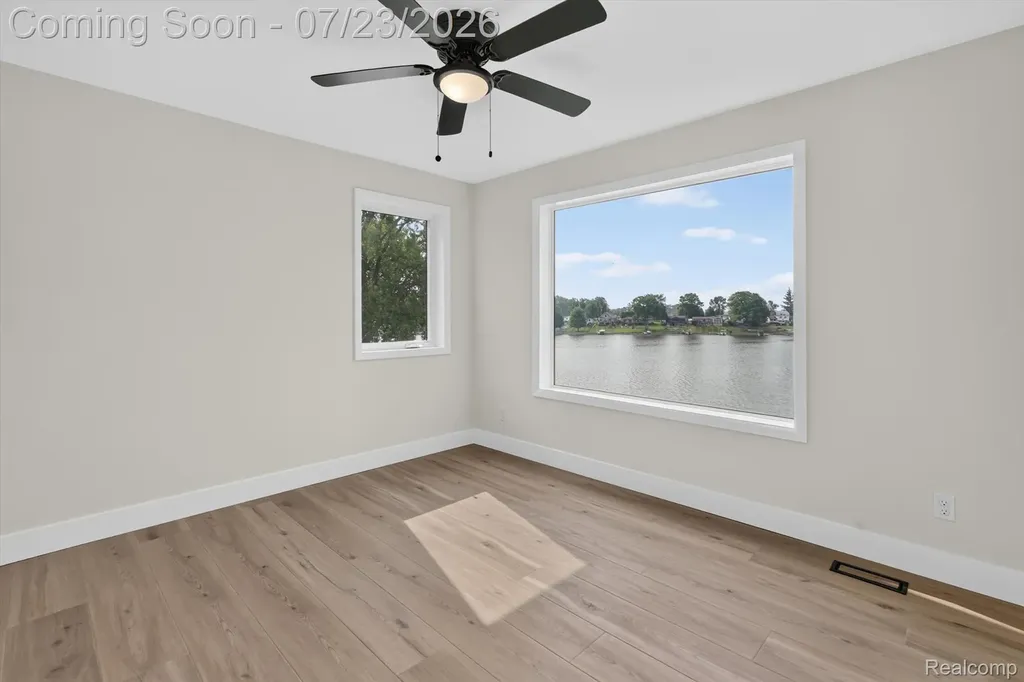 3429 Rolston Road Fenton Charter Township MI 48430