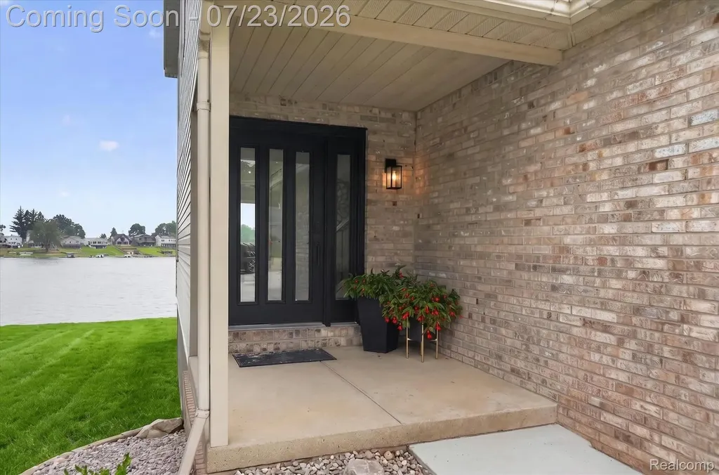 3429 Rolston Road Fenton Charter Township MI 48430