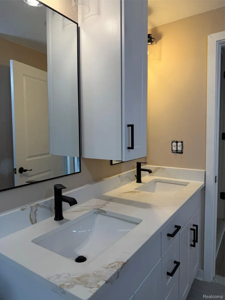 13118 Pembroke Avenue Detroit City MI 48235