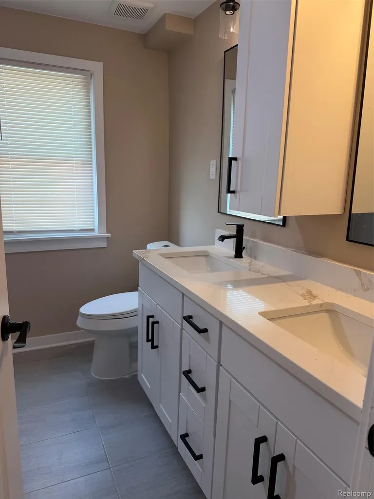 13118 Pembroke Avenue Detroit City MI 48235