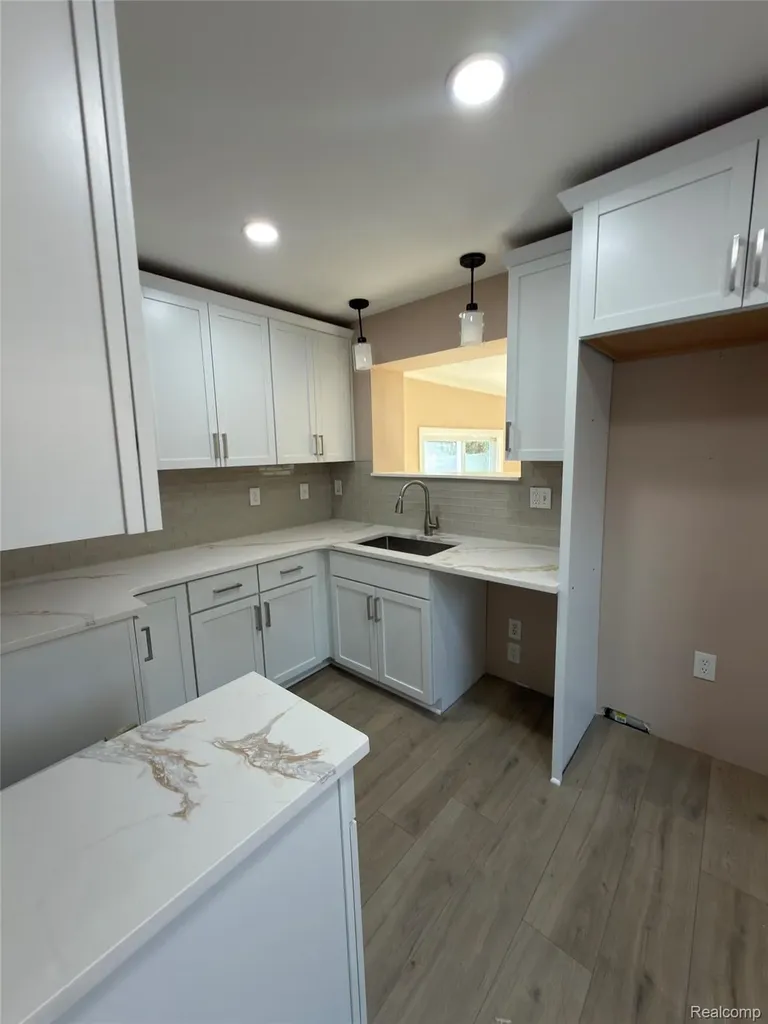 13118 Pembroke Avenue Detroit City MI 48235