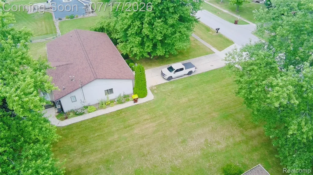 810 E Liberty Street Chesaning Village MI 48616