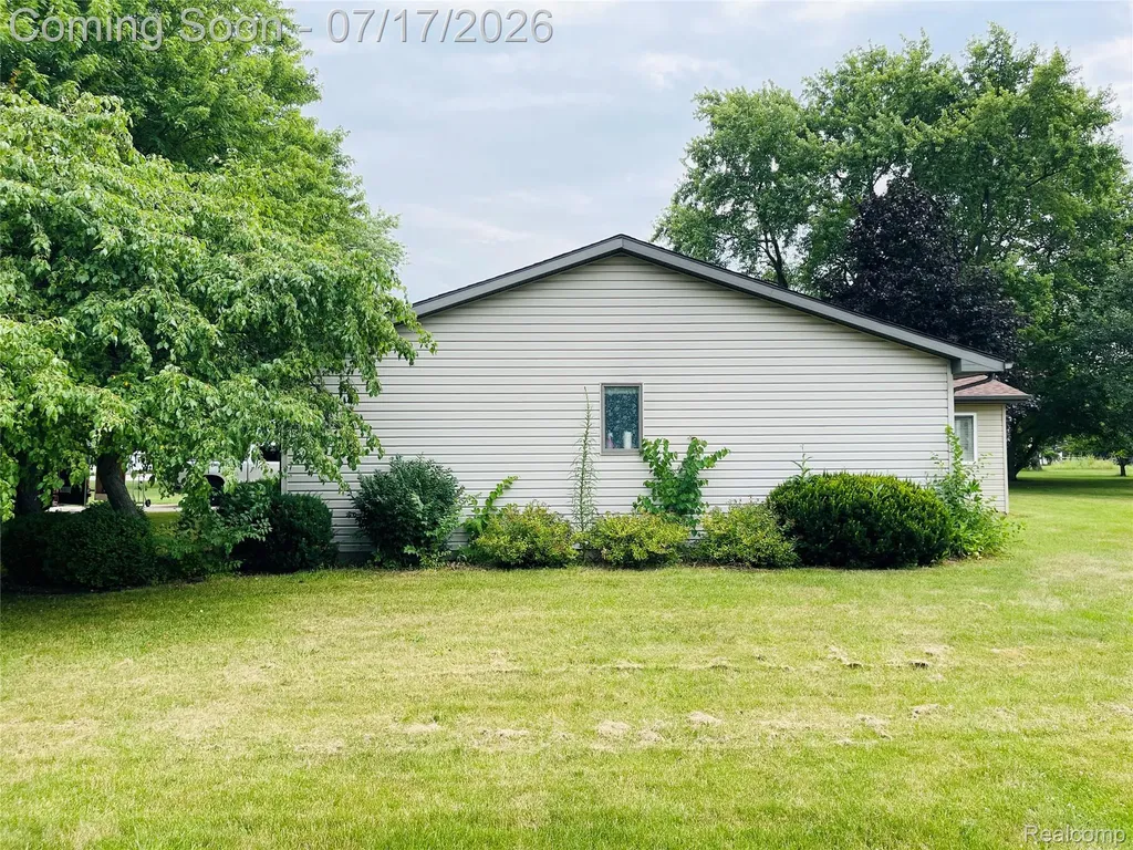 810 E Liberty Street Chesaning Village MI 48616