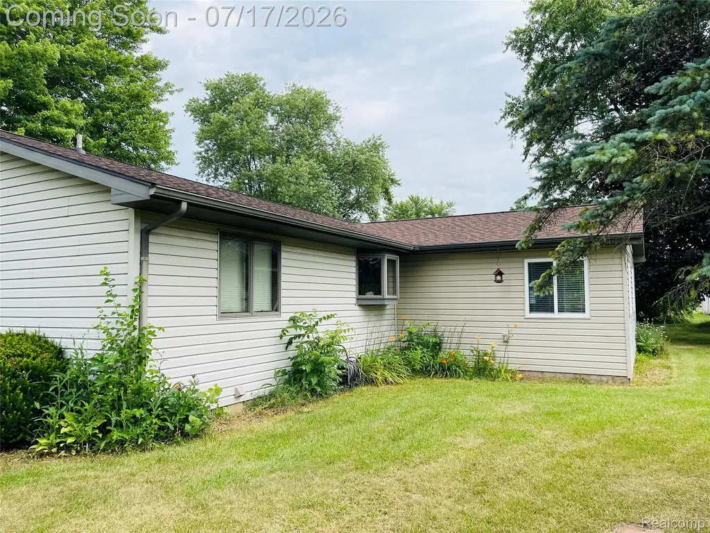 810 E Liberty Street Chesaning Village MI 48616