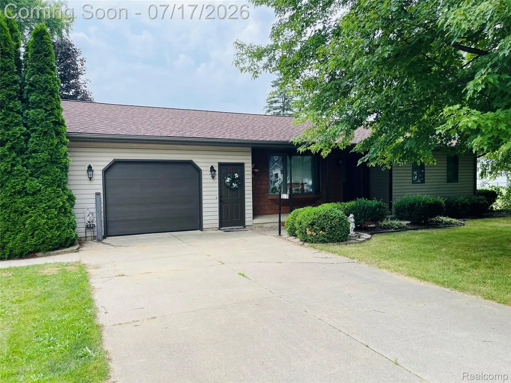 810 E Liberty Street Chesaning Village MI 48616