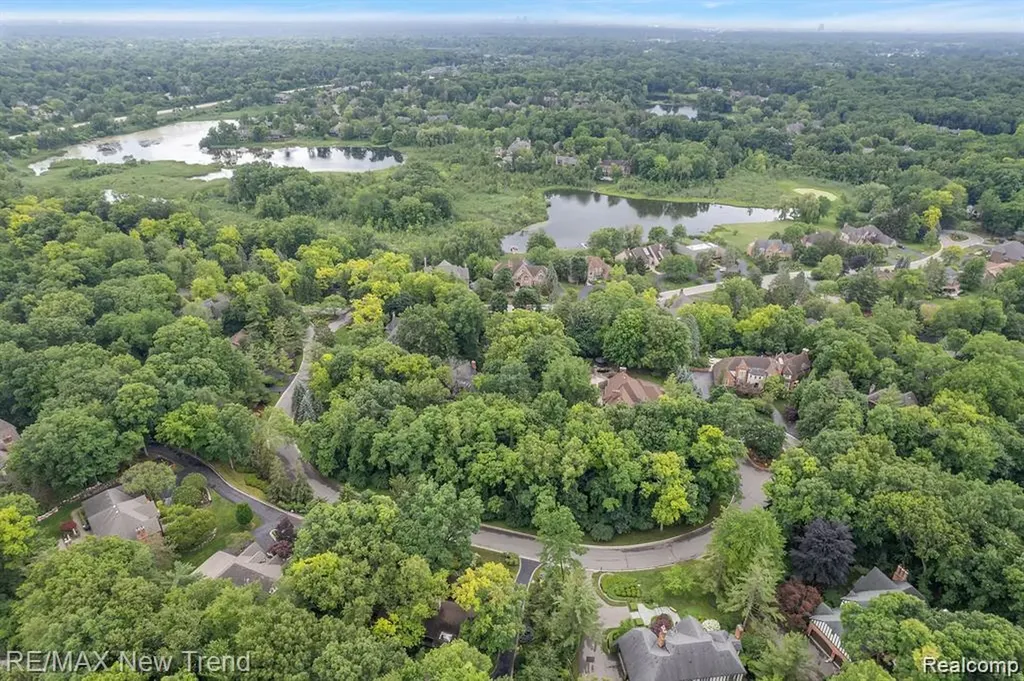1221 Copperwood Drive Bloomfield Hills City MI 48302