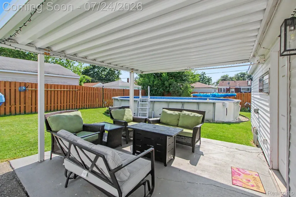 141 Gilman Street Garden City City MI 48135