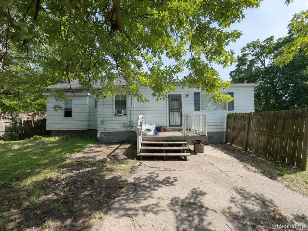 5629 Gateshead Street Detroit City MI 48236