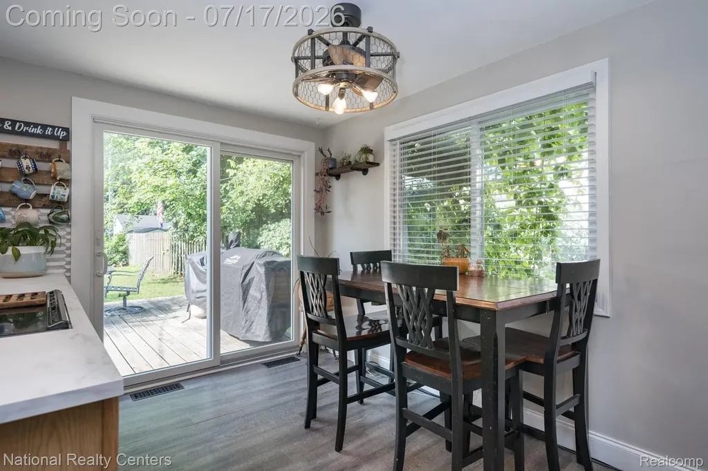 234 Arabelle Street Commerce Charter Township MI 48382
