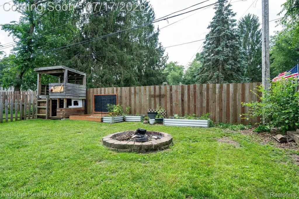 234 Arabelle Street Commerce Charter Township MI 48382