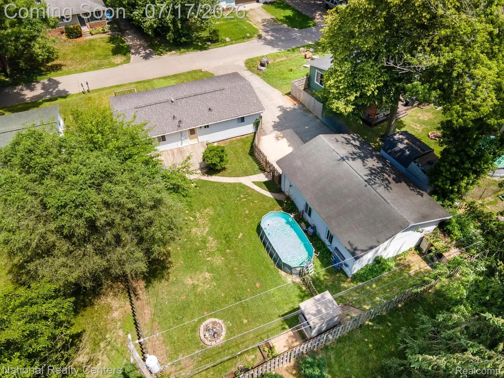 234 Arabelle Street Commerce Charter Township MI 48382
