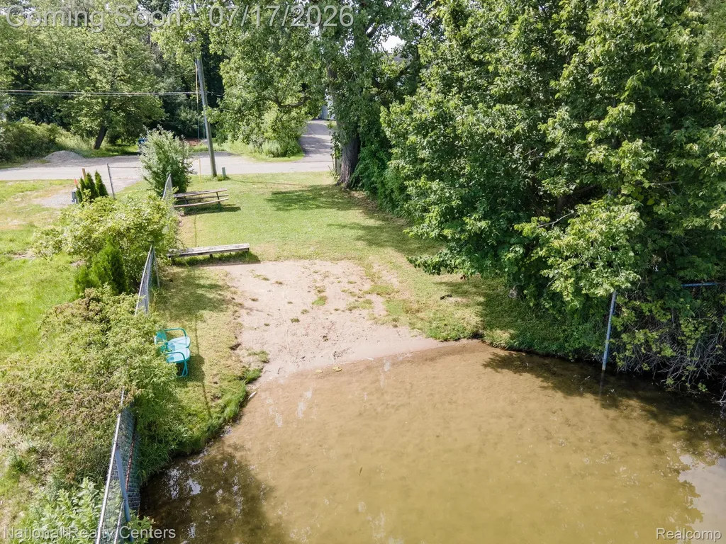 234 Arabelle Street Commerce Charter Township MI 48382