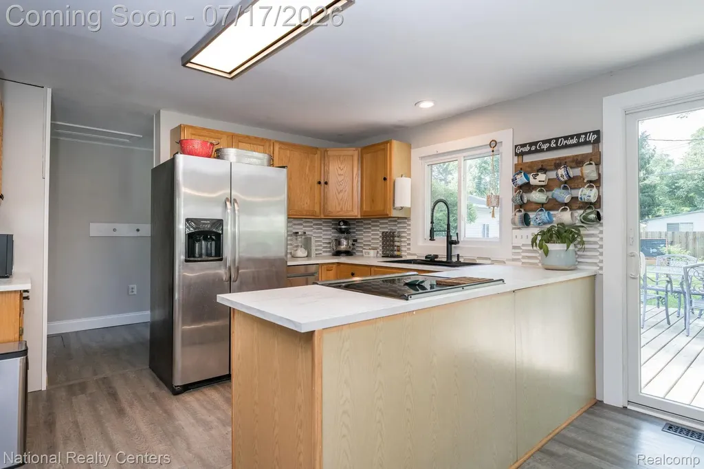 234 Arabelle Street Commerce Charter Township MI 48382