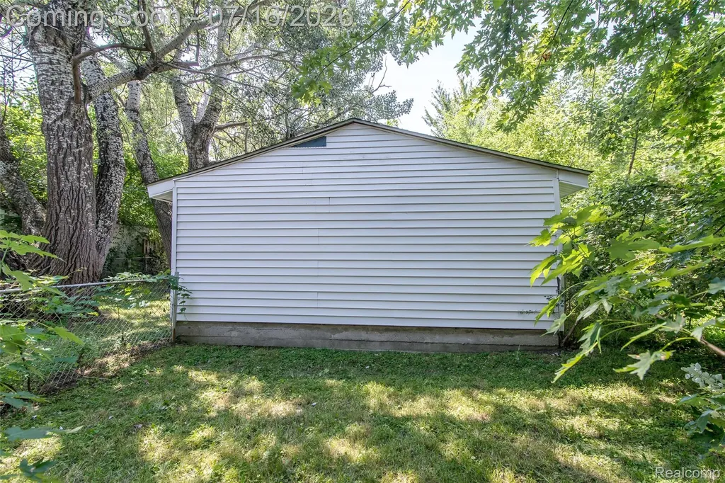 29456 Edward Drive Inkster City MI 48141