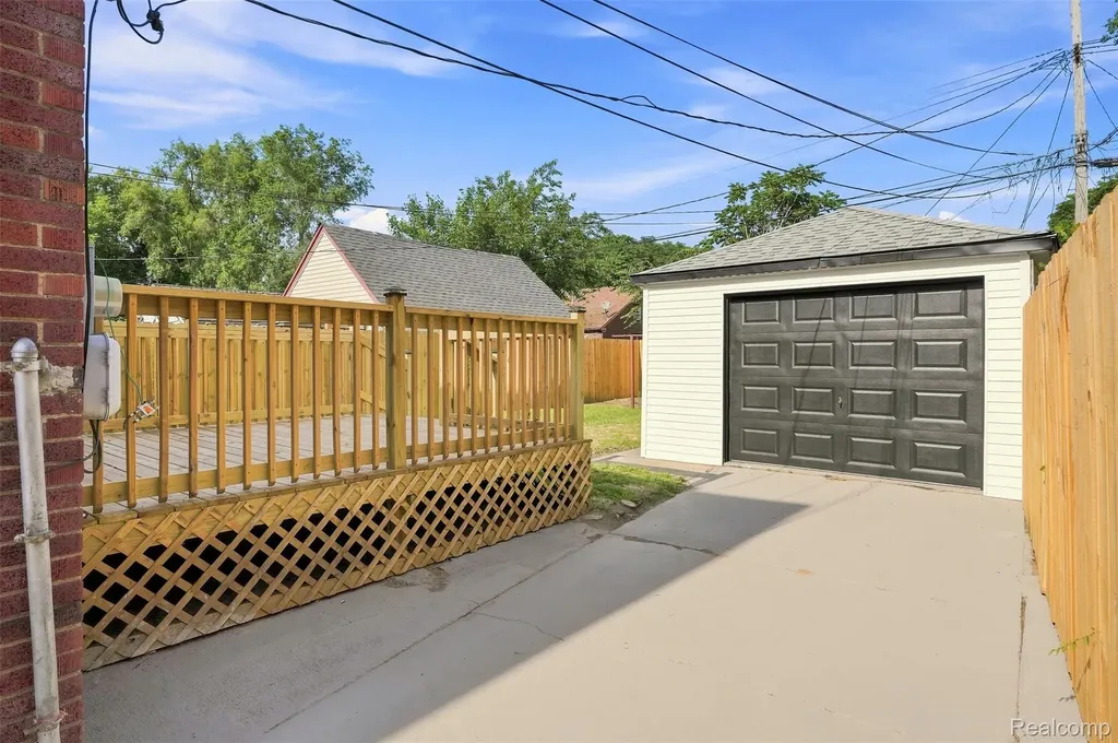 18474 Griggs Street Detroit City MI 48221