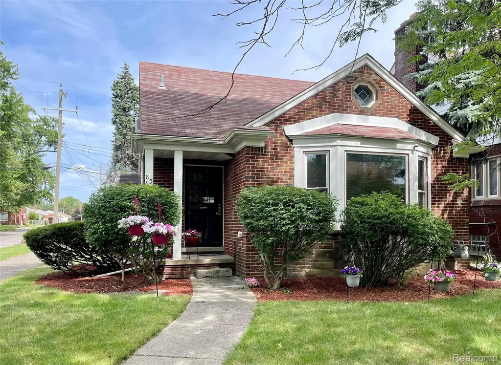 8360 Freda Street Detroit City MI 48204