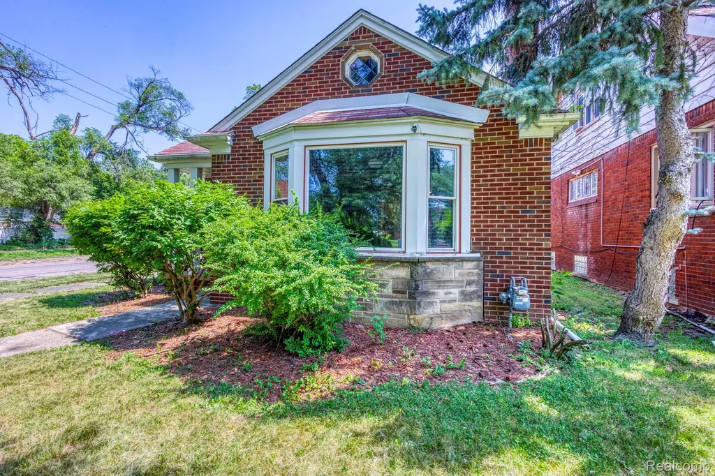8360 Freda Street Detroit City MI 48204