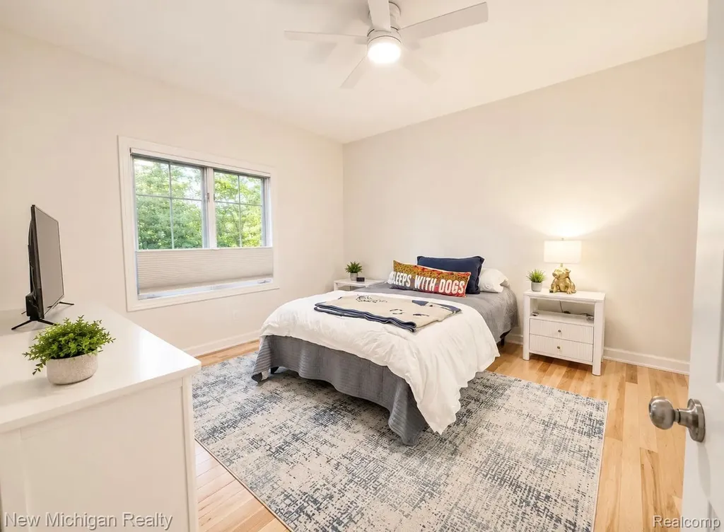 2052 Liberty Heights Ann Arbor City MI 48103