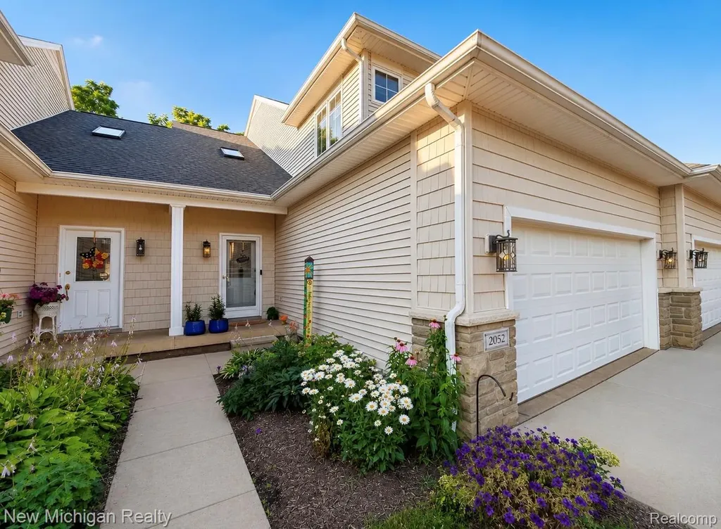 2052 Liberty Heights Ann Arbor City MI 48103
