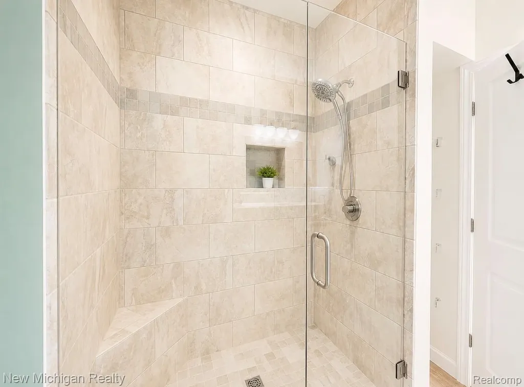 2052 Liberty Heights Ann Arbor City MI 48103