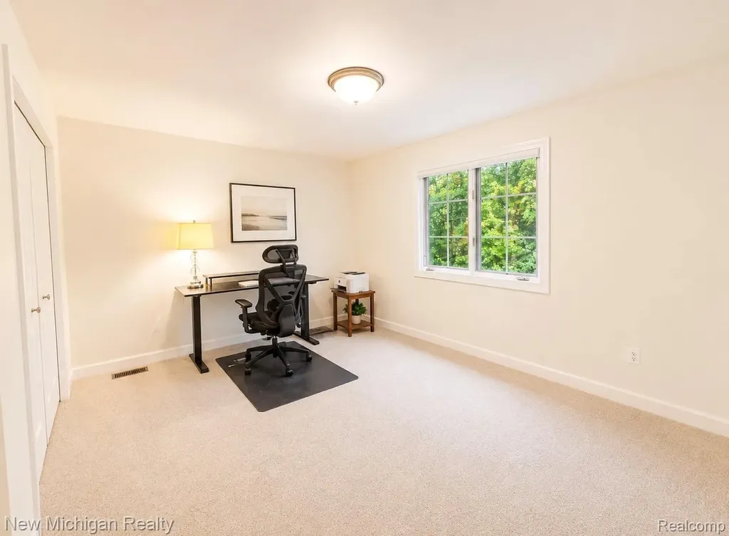 2052 Liberty Heights Ann Arbor City MI 48103