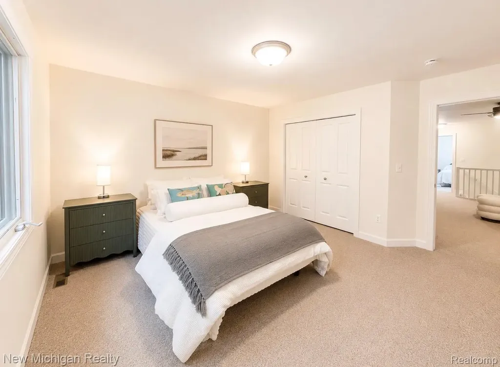 2052 Liberty Heights Ann Arbor City MI 48103