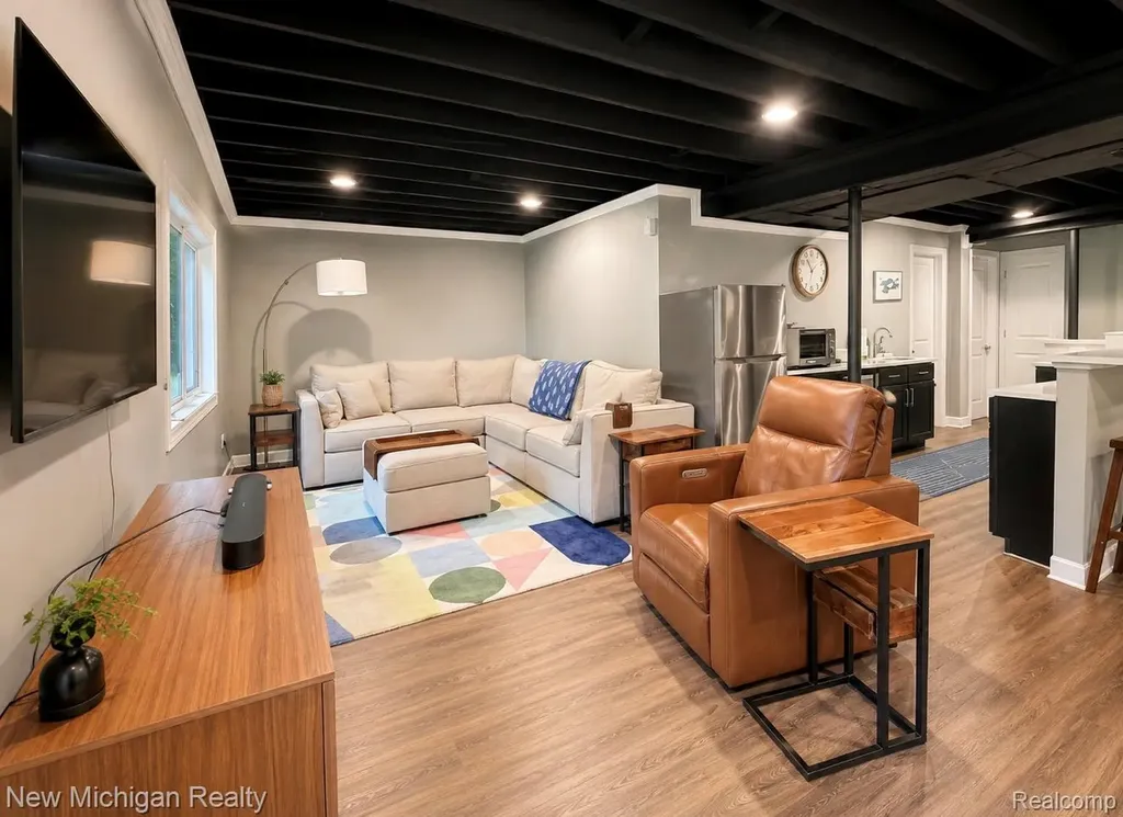 2052 Liberty Heights Ann Arbor City MI 48103