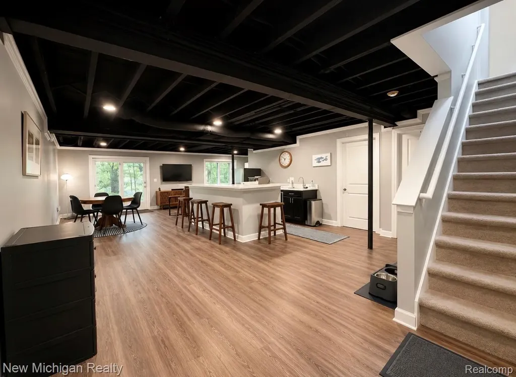 2052 Liberty Heights Ann Arbor City MI 48103