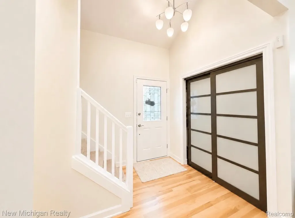 2052 Liberty Heights Ann Arbor City MI 48103