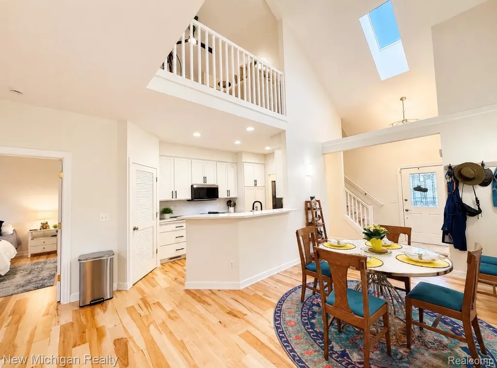 2052 Liberty Heights Ann Arbor City MI 48103
