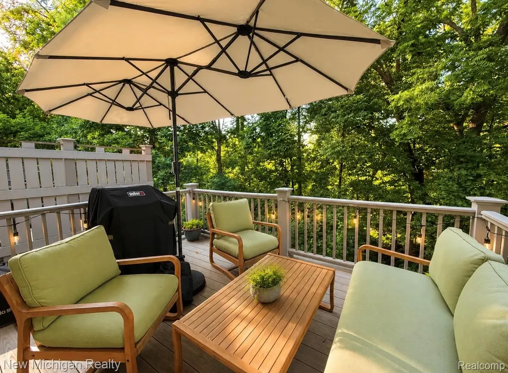 2052 Liberty Heights Ann Arbor City MI 48103
