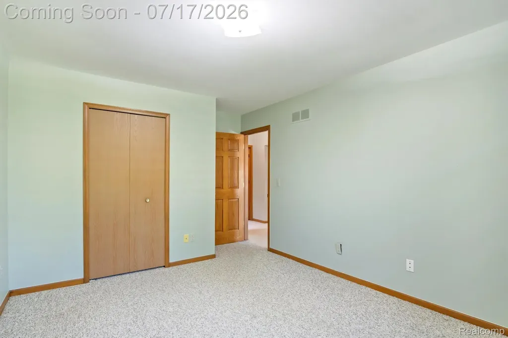 35745 Drake Drive Sterling Heights City MI 48310
