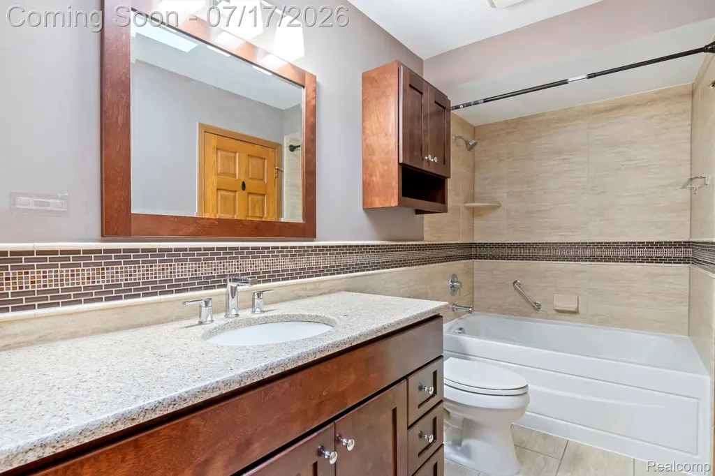35745 Drake Drive Sterling Heights City MI 48310