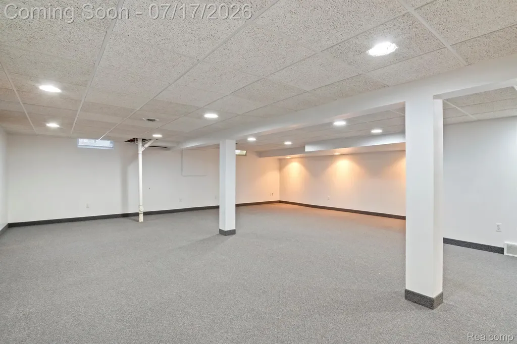 35745 Drake Drive Sterling Heights City MI 48310