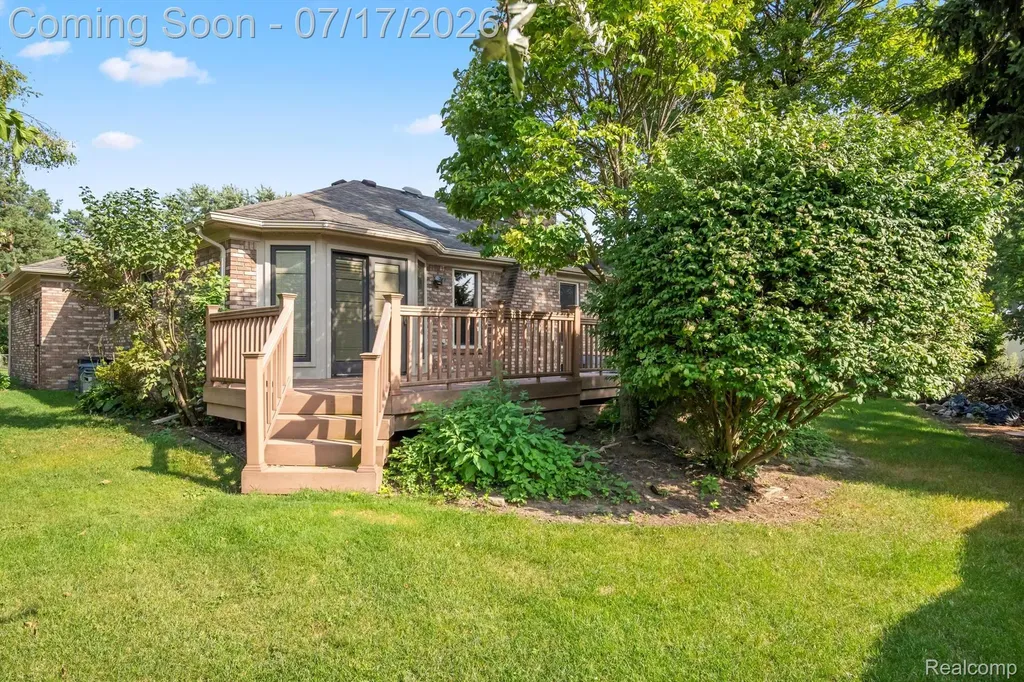35745 Drake Drive Sterling Heights City MI 48310