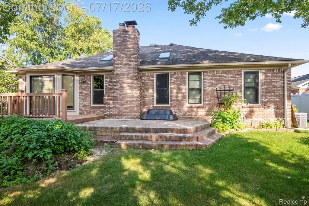 35745 Drake Drive Sterling Heights City MI 48310
