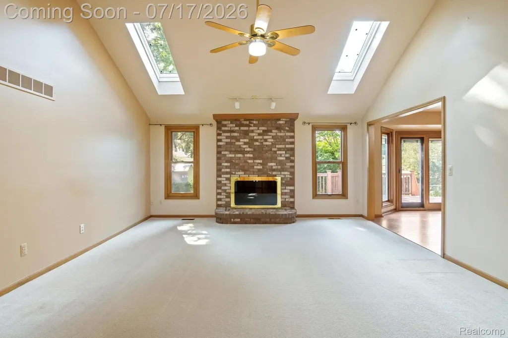 35745 Drake Drive Sterling Heights City MI 48310