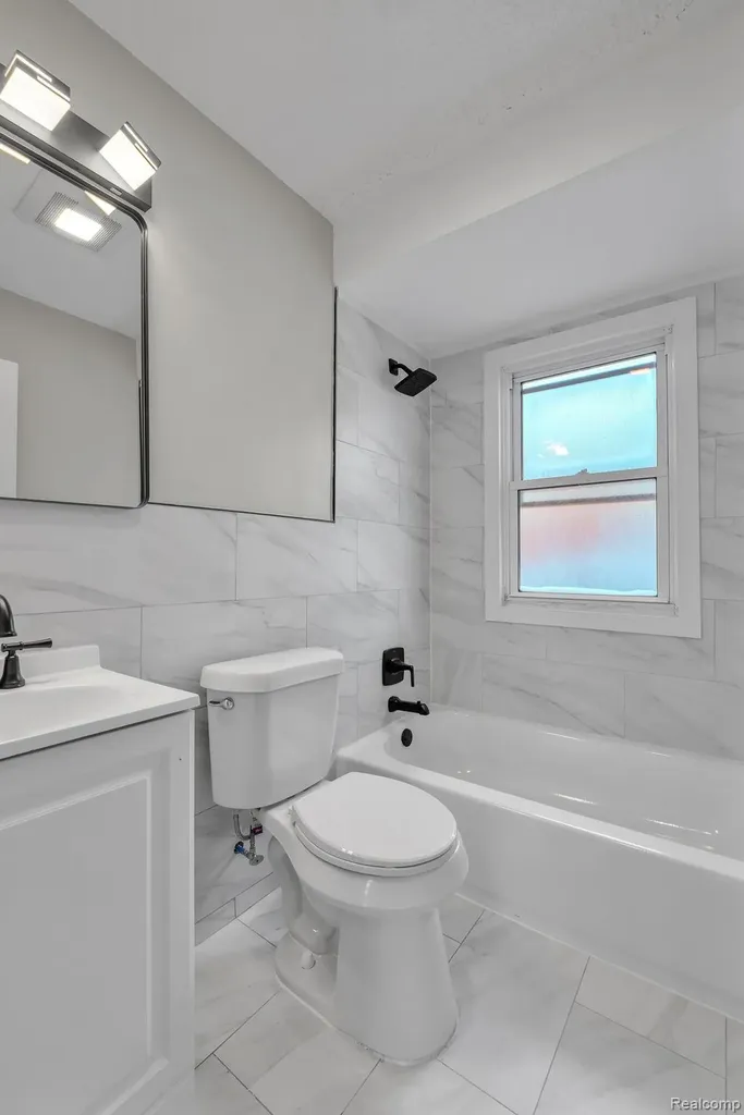 17205 Anne Avenue Allen Park City MI 48101